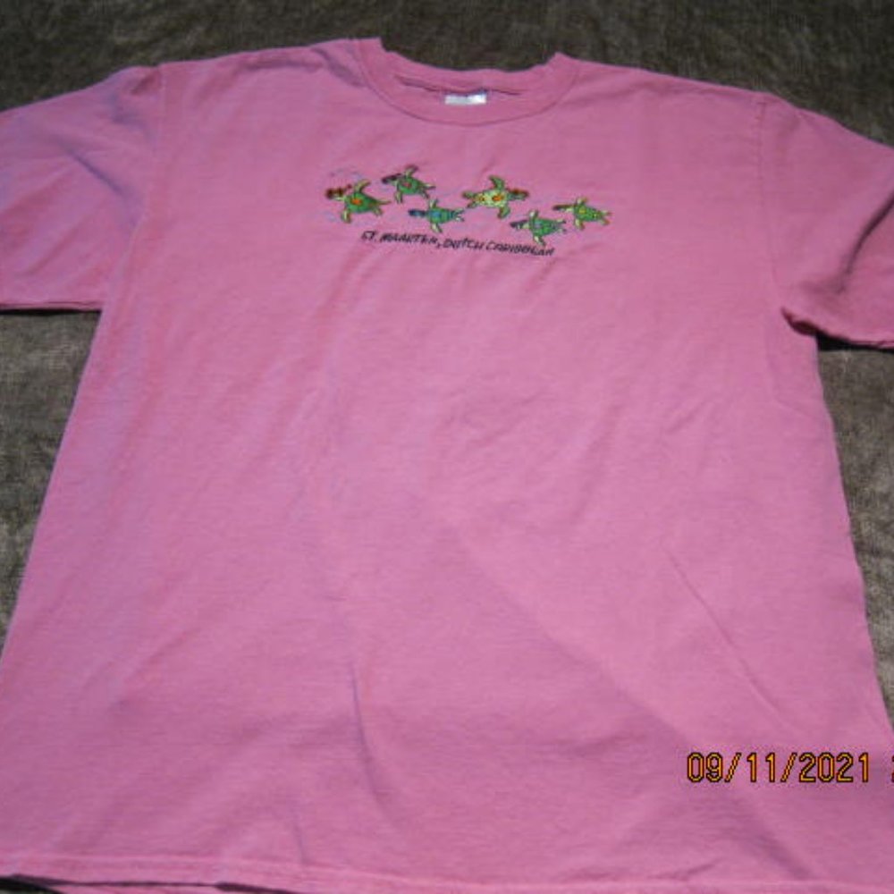Turtle embroidered St. Maarten Dutch Caribbean green turtle pink tee shirt